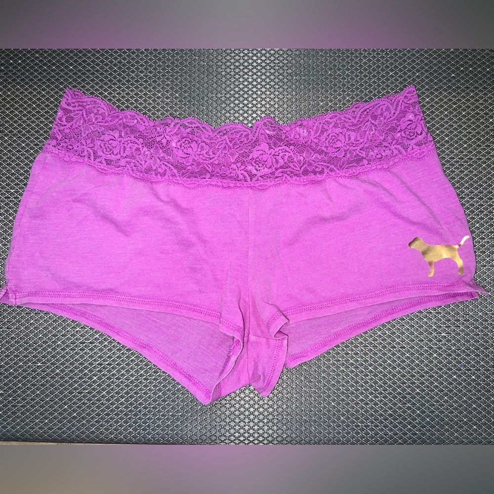 Rare Victoria’s secret pink booty shorts